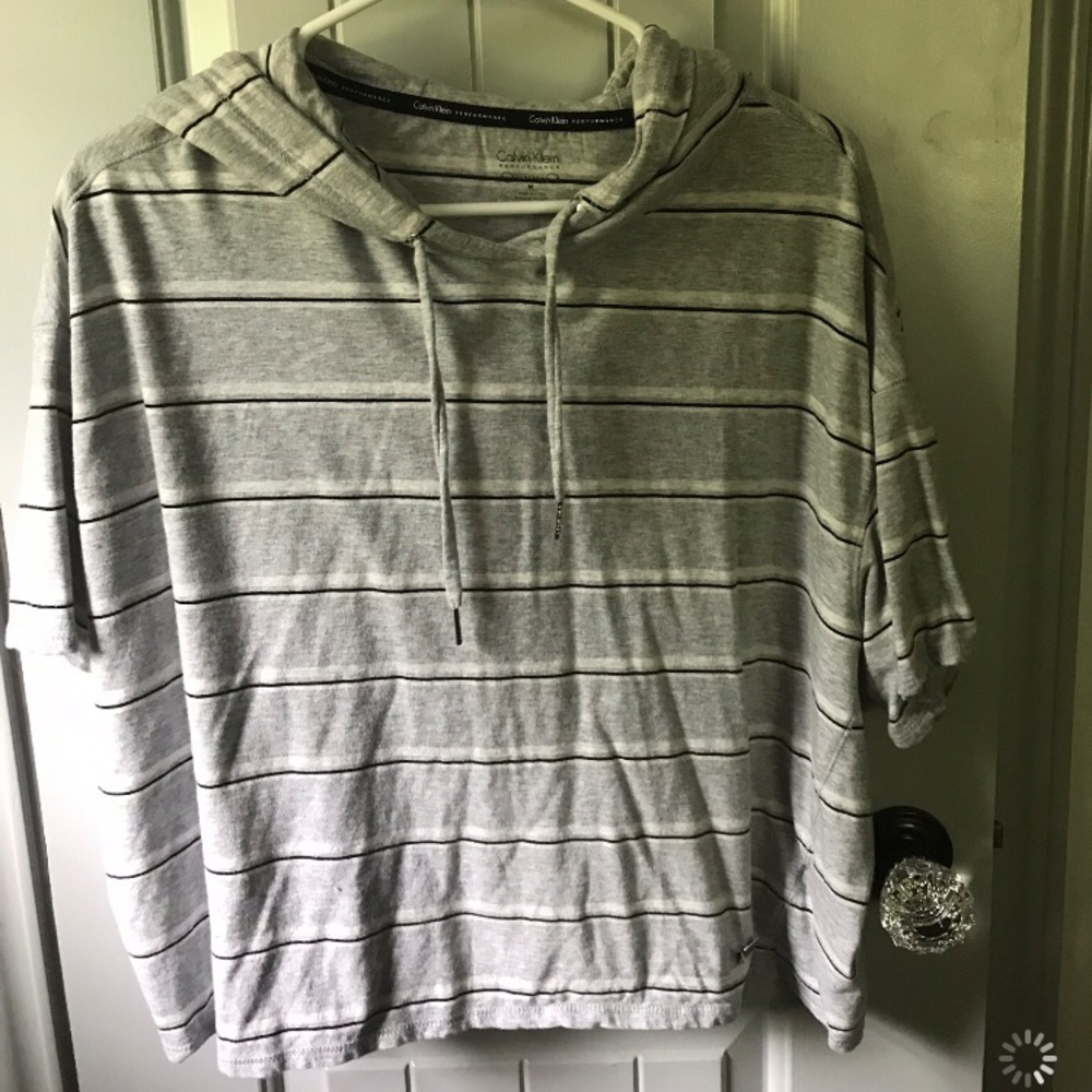 CALVIN KLEIN lightweight short sleeve hoodie!